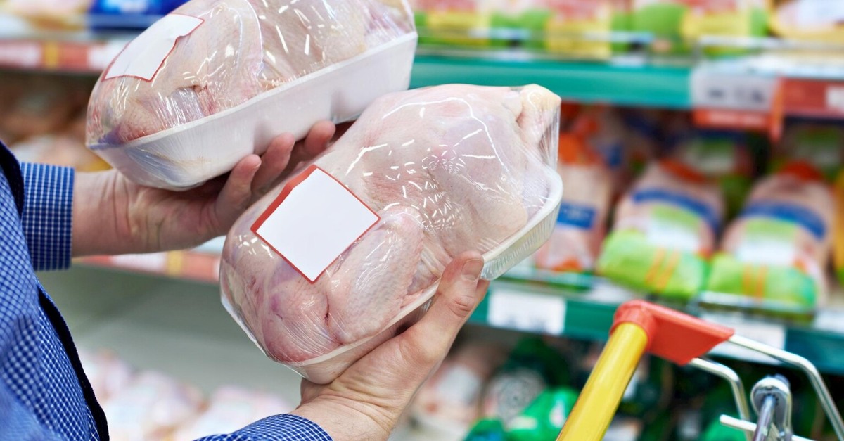 日本で鶏肉の生食による食中毒が増加