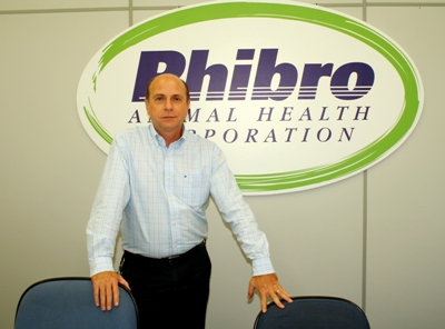 Phibro anuncia novo diretor da Unidade de Negócios Aves e Suínos