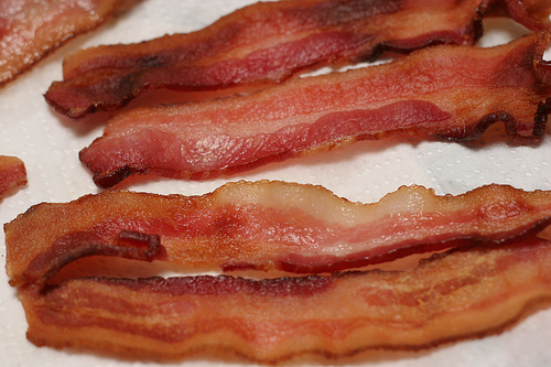 Vai faltar bacon no mundo todo em 2013, anunciam produtores