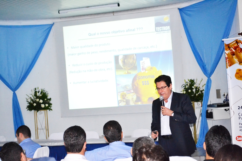 Tecalvet realiza encontro em Caruaru (PE)