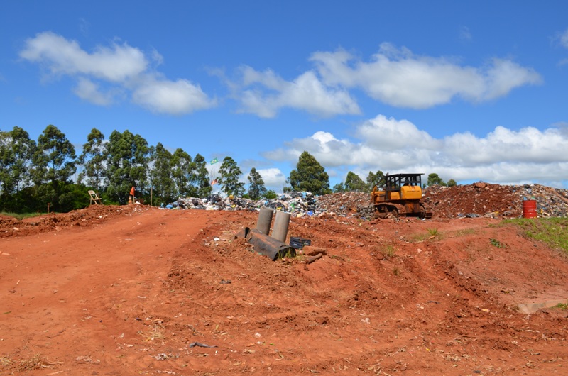 Franceses elogiam cooperação entre Governo e municípios na área ambiental