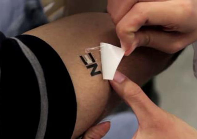 Usuário poderá carregar smartphone com próprio suor