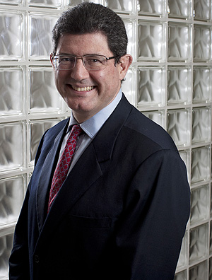 Joaquim Levy irá para a Fazenda, e Barbosa assumirá o Planejamento