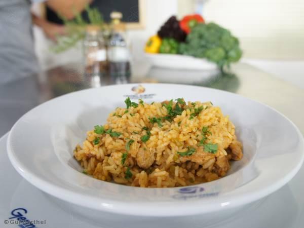 Depois do Carnaval, Galinhada vira receita infalível para curar a ressaca