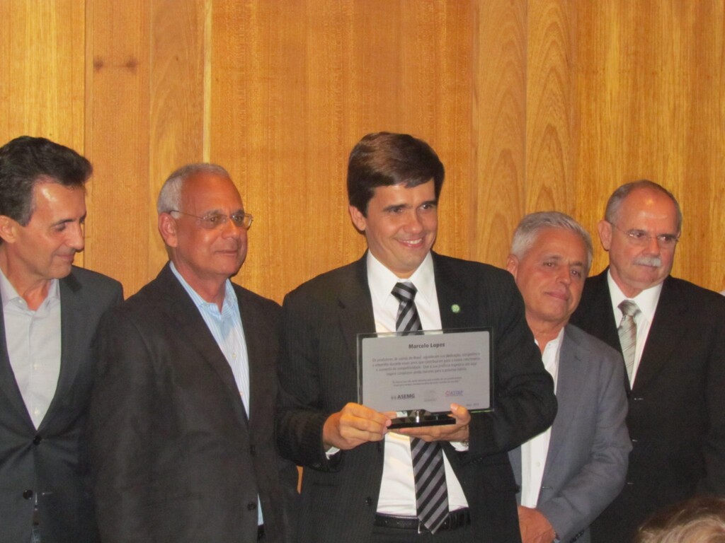 Noite de homenagens marca posse do Conselho de Administração da ABCS