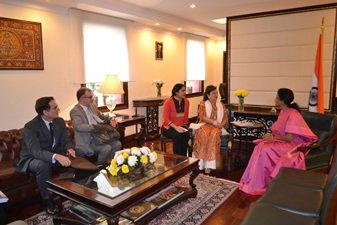 Carne de frango poderá ser incluída no acordo comercial Mercosul-Índia