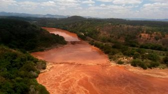 Tragédia de Mariana: danos irreversíveis à natureza