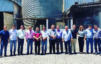Empresas avícolas do interior da Bahia recebem a visita da ADAB