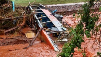 Norte e Noroeste do Paraná sofrem com chuvas. Moradores de áreas rurais estão ilhados