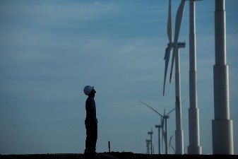 Energia eólica impulsiona o desenvolvimento social em regiões mais pobres