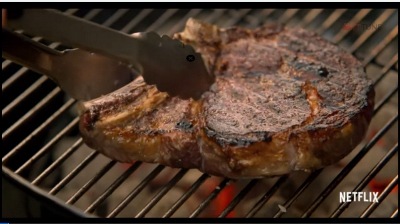 Cooked: nova série do Netflix resgata a essência da alimentação que chega à mesa