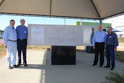 Cooperativa Agroindustrial Lar participa de inauguração do novo terminal da Cotriguaçu