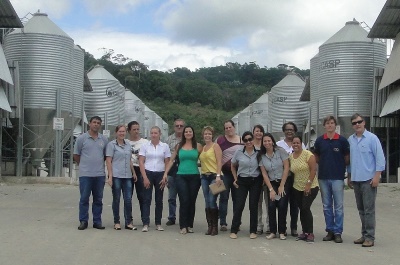 Associação de Avicultores do ES incentivam conhecimento sobre o setor de avicultura de postura