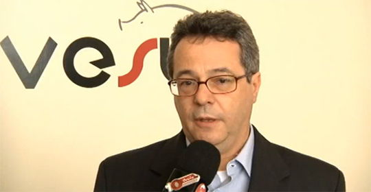 Helio José Montassier, professor adjunto do Departamento de Patologia Veterinária da Unesp