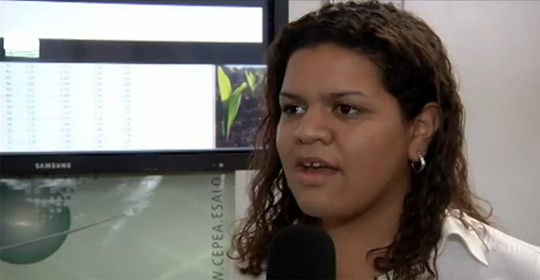 Camila Brito Ortelan, da equipe de Aves e Suínos do Cepea