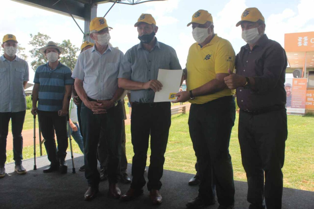 Produtores assinam contratos para financiar energia renovável