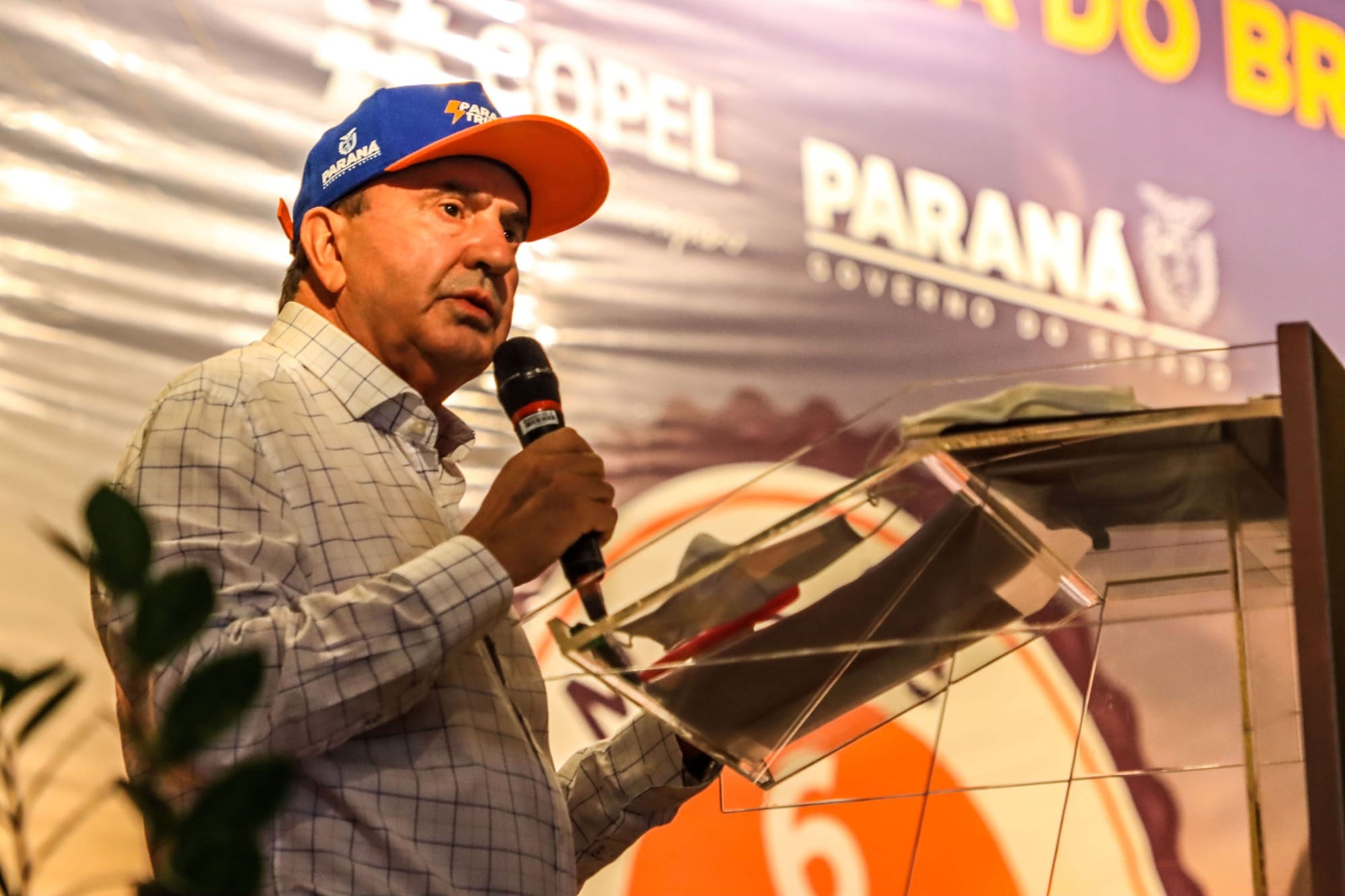 Paraná Trifásico ultrapassa marca de 6,4 mil km de novas redes de energia Paraná Trifásico ultrapassa marca de 6,4 mil km de novas redes de energia