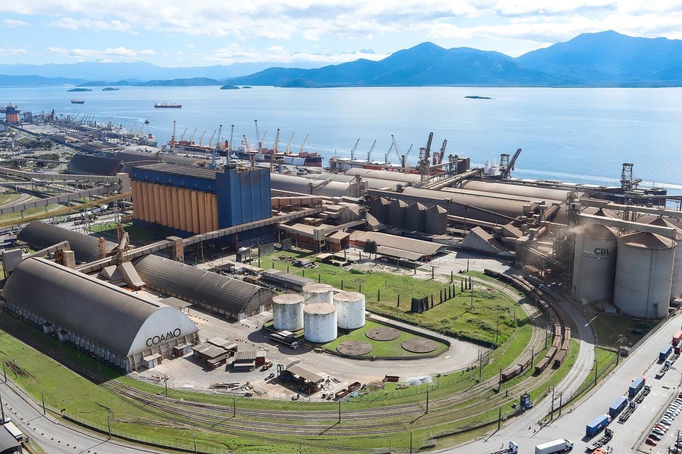 Exportação de milho pelo porto de Paranaguá cresceu mais de 300% em janeiro