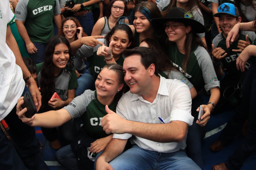 Paraná inaugura Colégio Agrícola do Noroeste, referência para 35 municípios da região