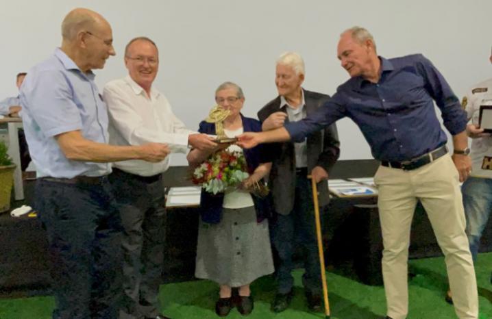Cooperado mais antigo do Paraná recebe Troféu “Cooperativas Orgulho do Paraná”