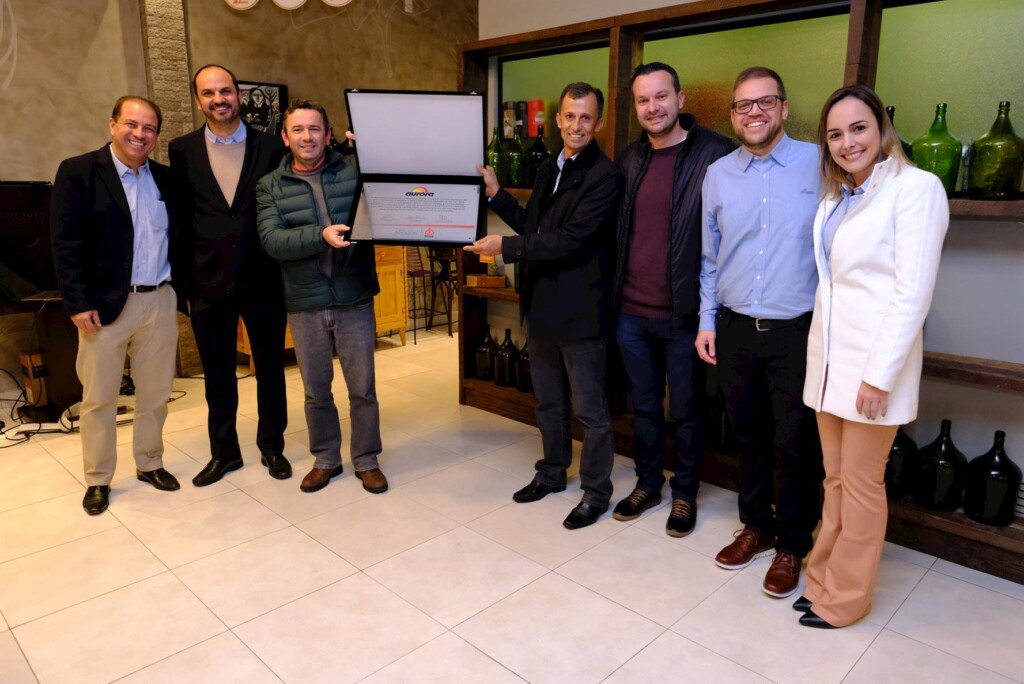 Aurora Alimentos bate novo recorde de desempenho com frangos de corte