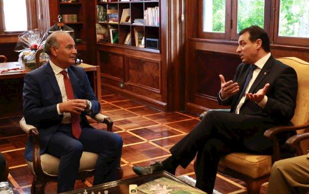 Governador discute ampliação de parcerias com o embaixador de Marrocos