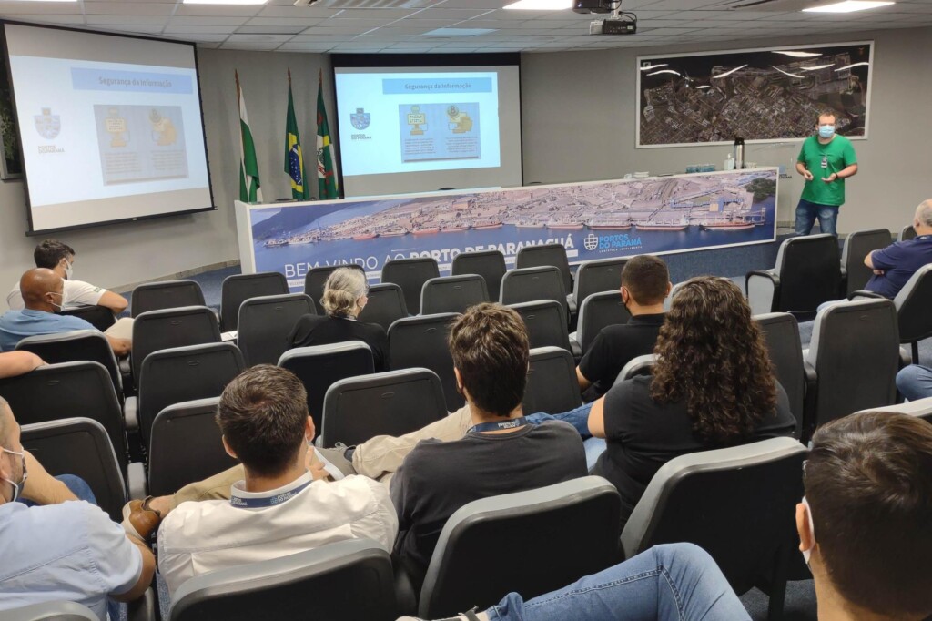 Portos do Paraná capacita empregados contra ataques cibernéticos