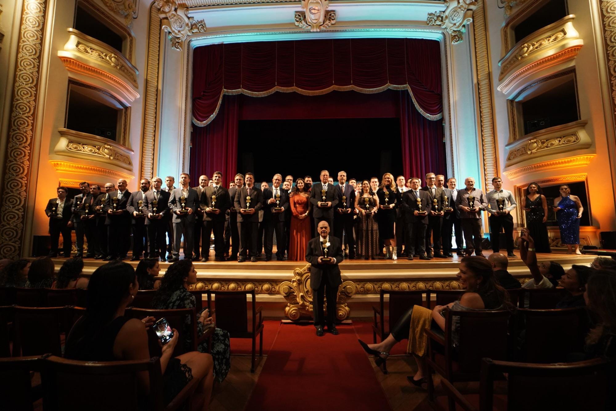 Mantiqueira é premiada entre os 100 Mais Influentes do Agronegócio