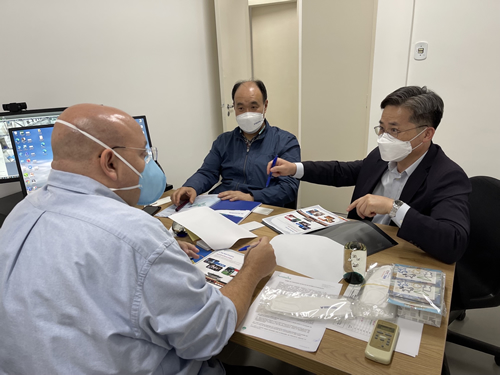 Comitiva da Coréia do Sul visita o Instituto Biológico