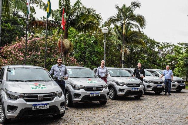 Epagri recebe 50 novos veículos para apoiar atividades da extensão rural nas 16 regionais