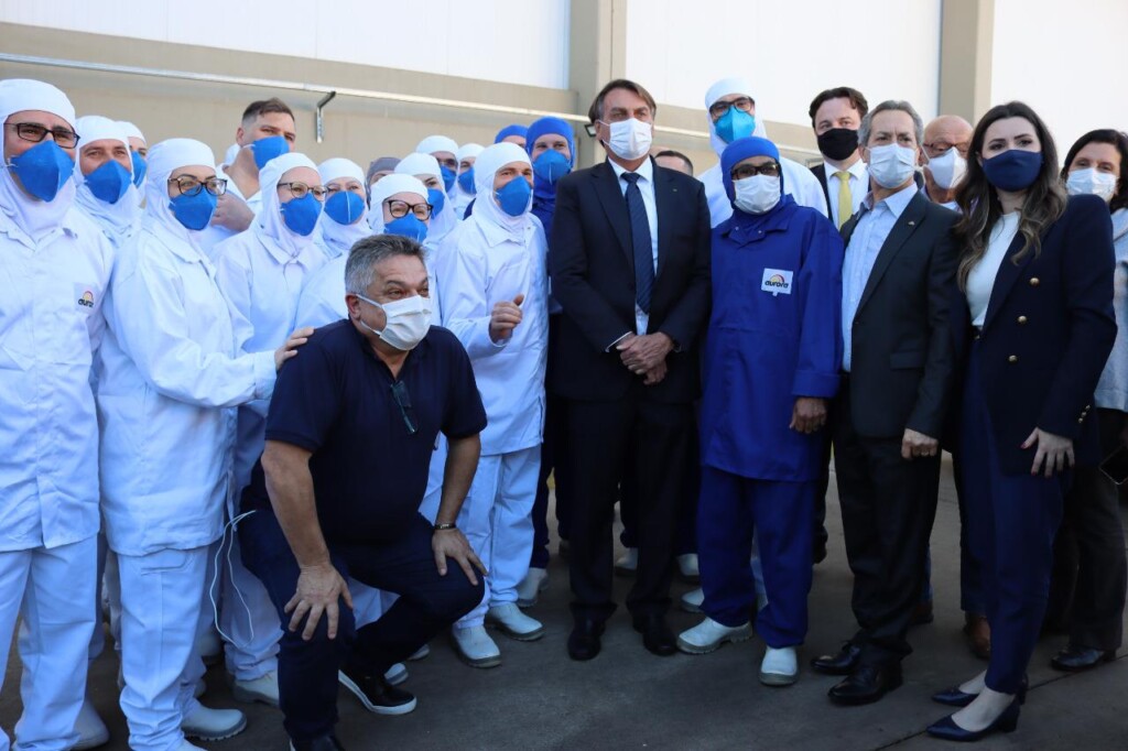 Bolsonaro visita Aurora Alimentos