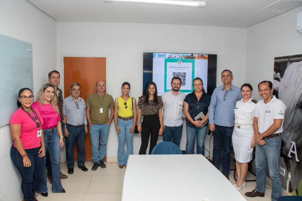 Ações de prevenção à influenza aviária são discutidas em reunião promovida pela Adapec