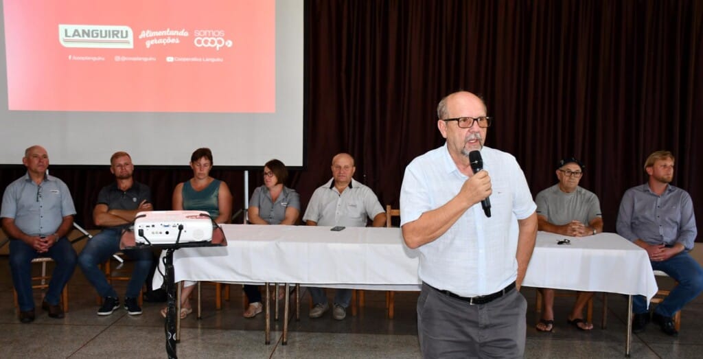 Languiru reúne Líderes de Núcleo e associados para detalhar ações de reestruturação