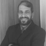 Dr. Alexandre Alves Martins