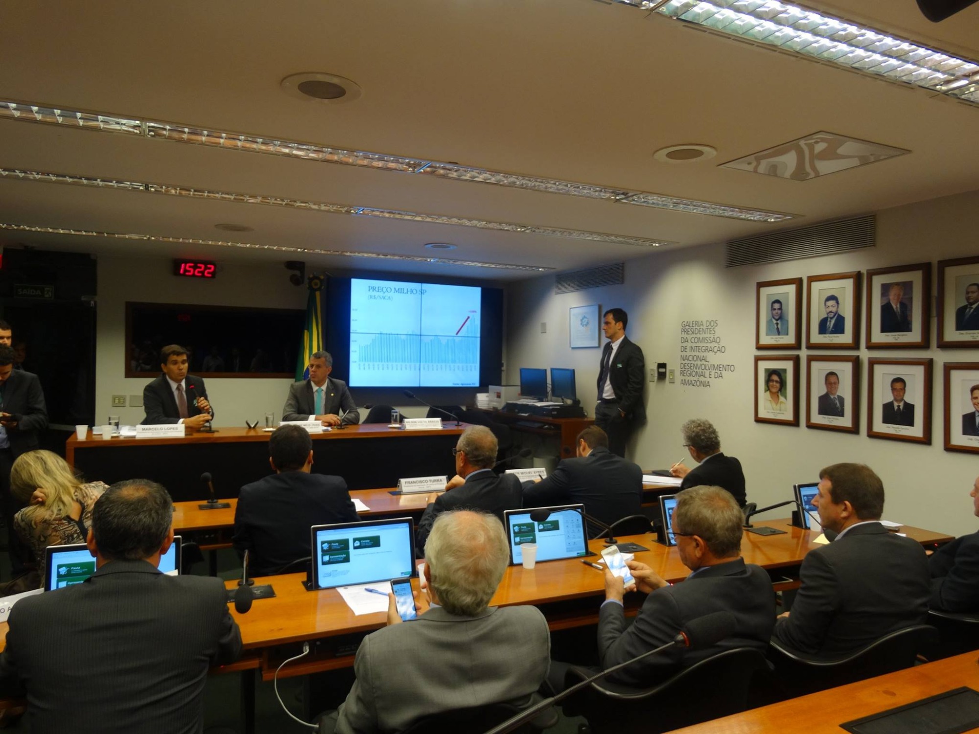 Suinocultura brasileira soma R$ 2,5 bilhões em prejuízos, afirmam lideranças em Audiência Pública