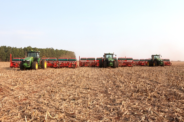 Mesmo com 7,6% de atraso, plantio da soja em MS chega a 45% da área