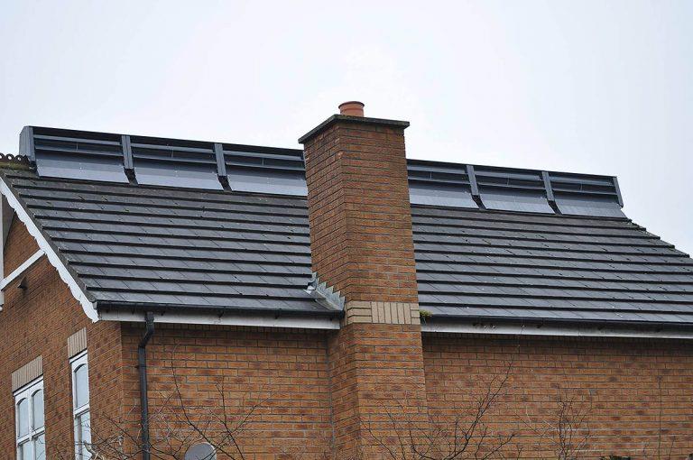 Mini turbinas eólicas são projetadas para telhados