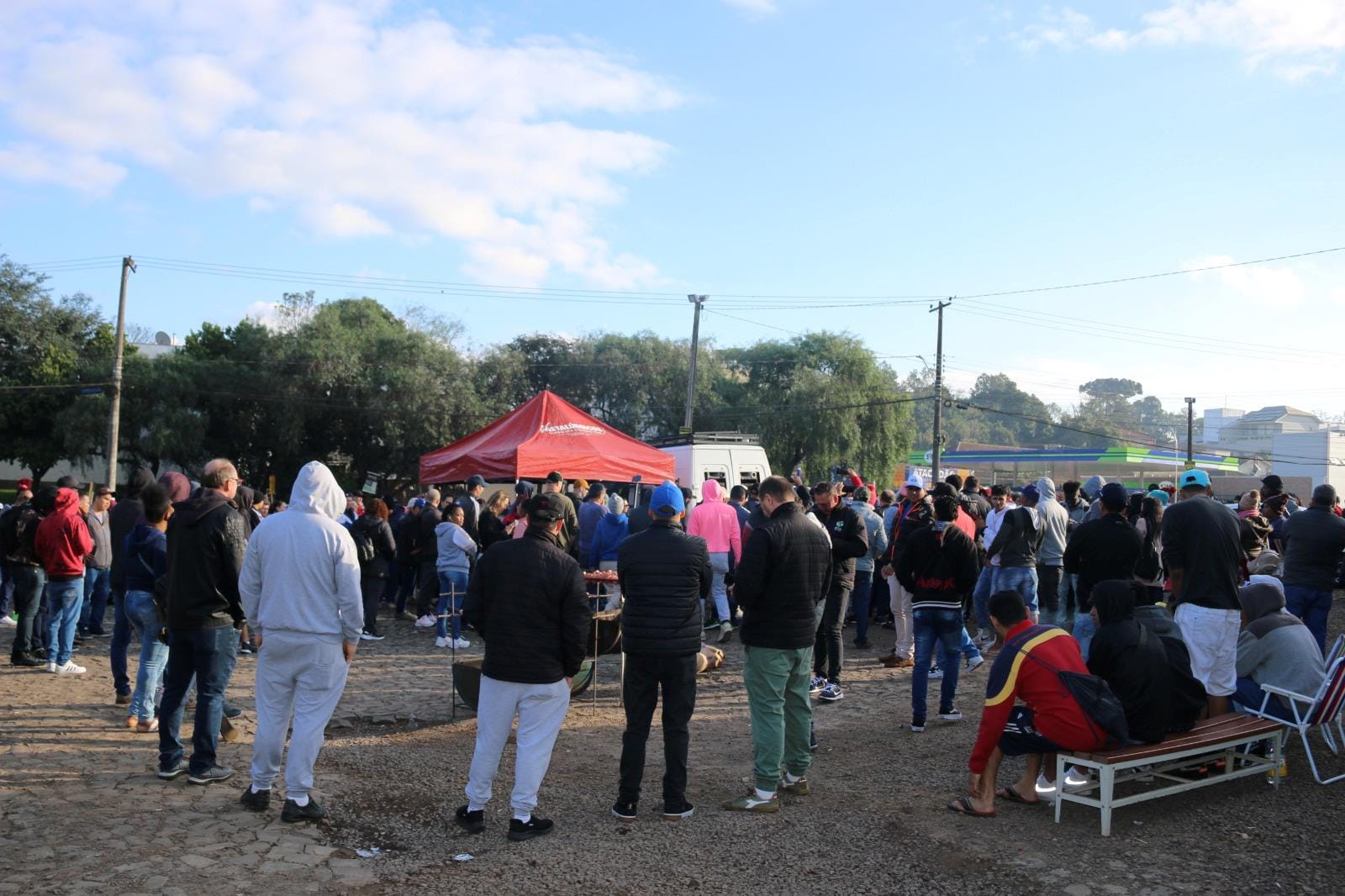 Trabalhadores da unidade de suínos da Aurora entram em greve