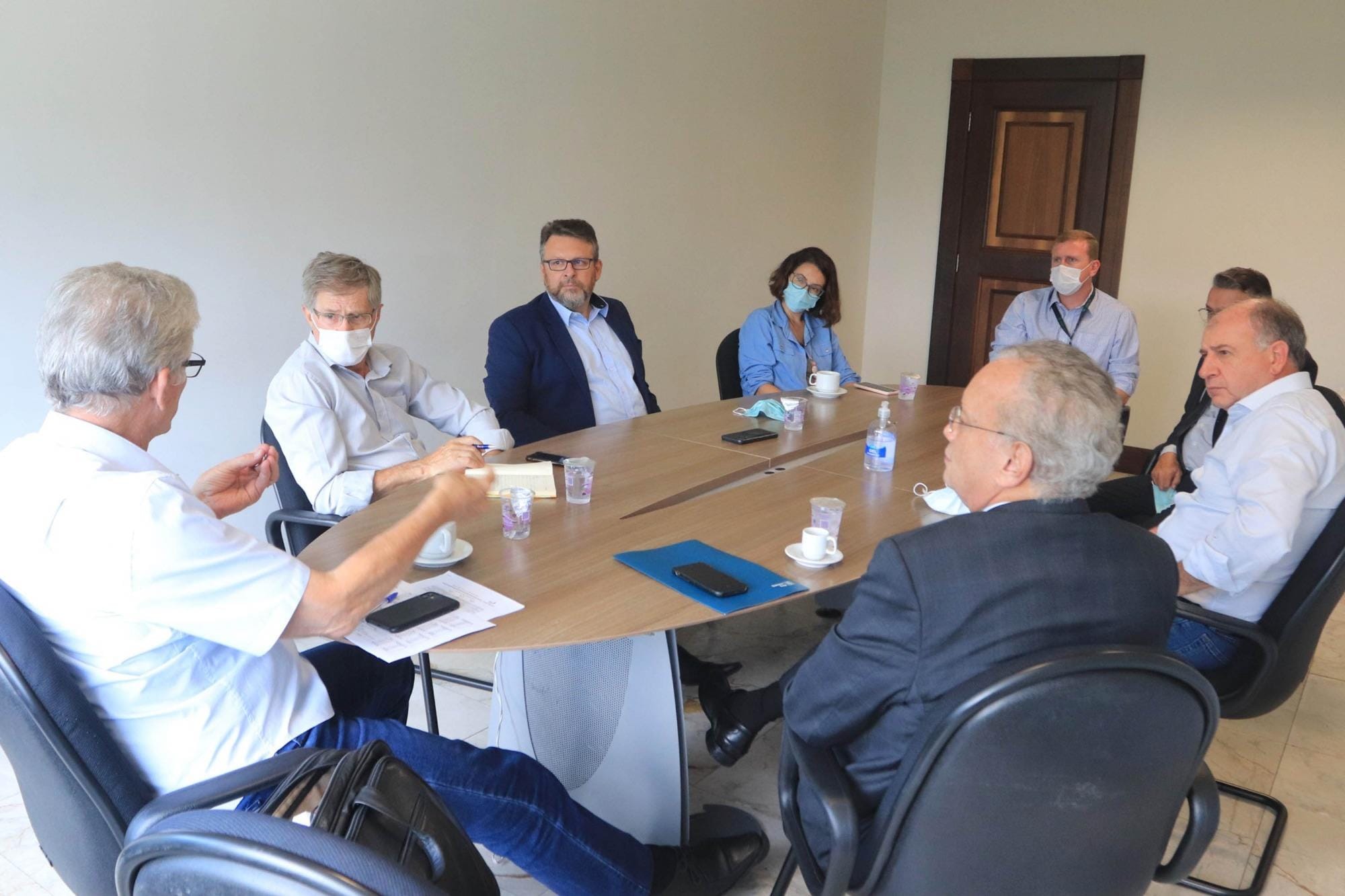 Governo se reúne com setor produtivo para discutir impactos econômicos da guerra na Ucrânia Governo se reúne com setor produtivo para discutir impactos econômicos da guerra na Ucrânia