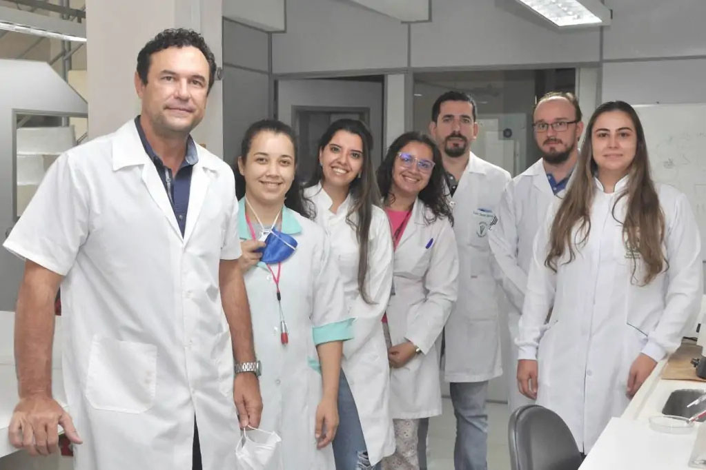 Pesquisadores da UEL desenvolvem vacina pioneira contra toxoplasmose suína