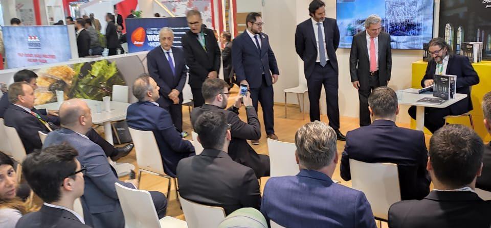 Setores avícola e suinícola projetam quase US$ 900 milhões após SIAL Paris