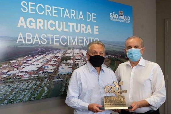 Roberto Rodrigues recebe homenagem referente aos 130 anos da Secretaria de Agricultura de SP