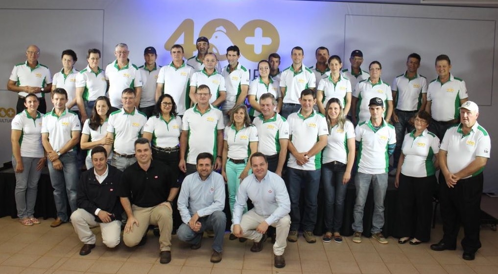 Cobb-Vantress participa de evento 400+ da Cooperativa LAR