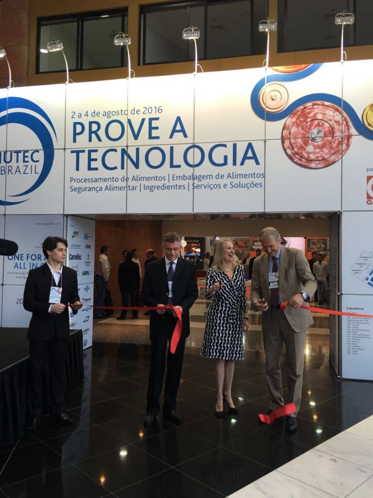 Feira destaca tendência de embalagens com atmosfera modificada para frangos