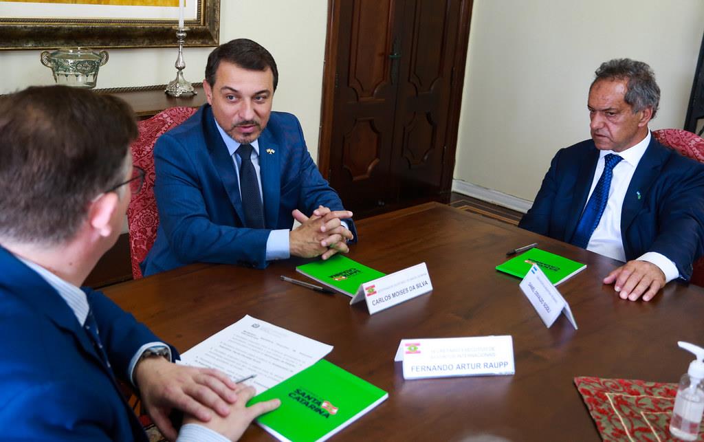 Governador de SC recebe embaixador da Argentina e reforça pauta de parcerias com o Estado