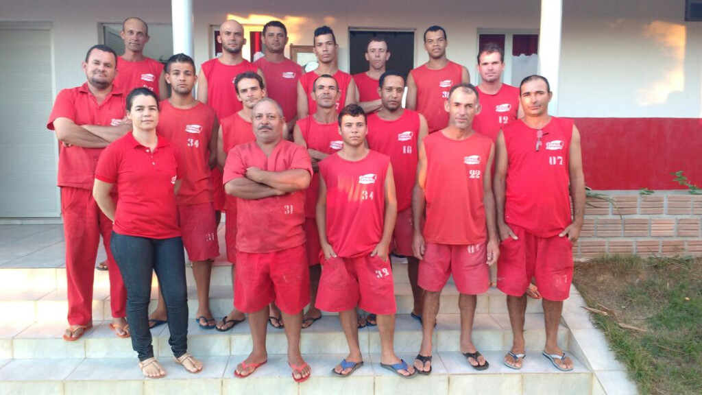 Granja Almeida (PE) participa de programa de biossegurança e imunização