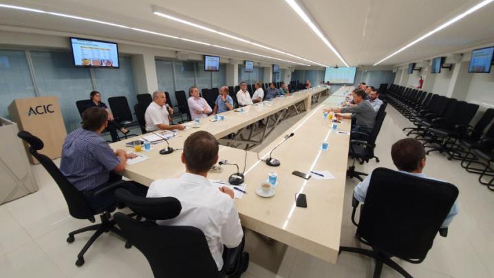 Desequilíbrio entre produção e consumo deve manter preços das commodities em alta