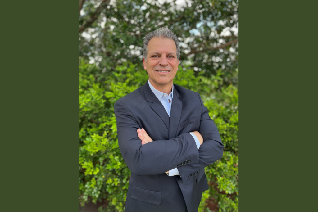 Cobb-Vantress defende revisão das recomendações de nutrientes da ração para reduzir perdas e condenações em plantas de abate