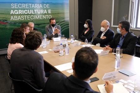 Secretaria de Agricultura de SP avança na proposta para levar conectividade para área rural
