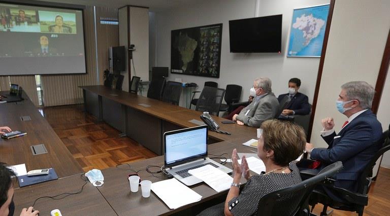 Ministra participa da posse virtual do diretor-geral do IICA